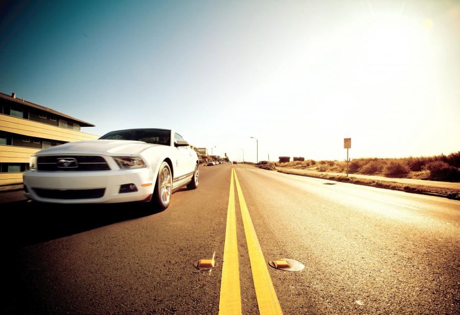  Ford Mustang V6 2011 года  (фото 76 из 93)
